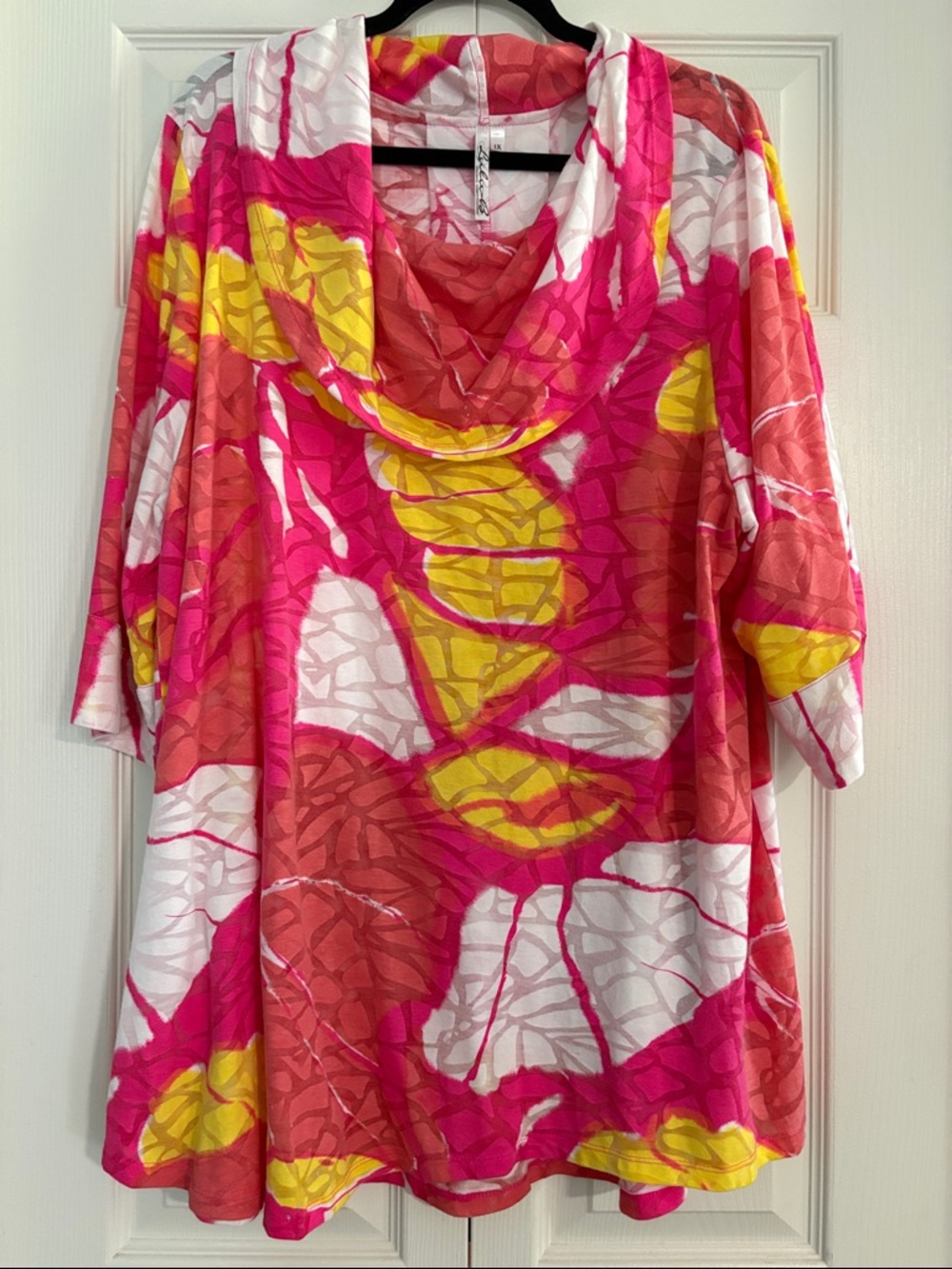 Lulu-B Pink, Yellow & White Leaf-Print Cowl Neck Tunic